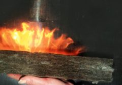Негорючий базальтовый утеплитель — лучшая защита от огня